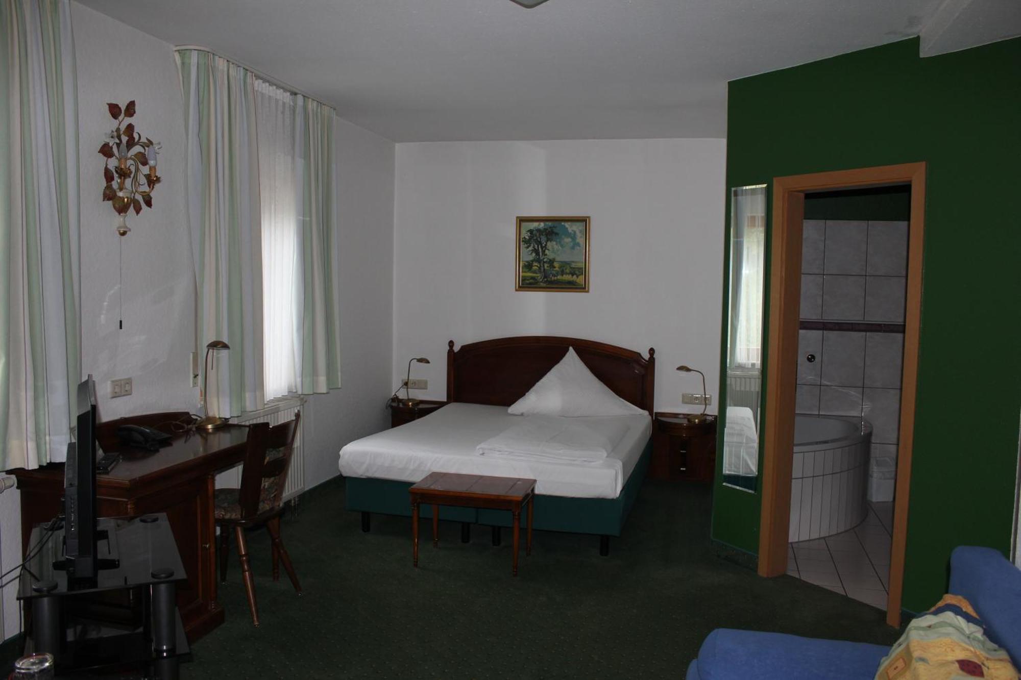 Hotel Seltenbacher Hof Тутлінген Номер фото