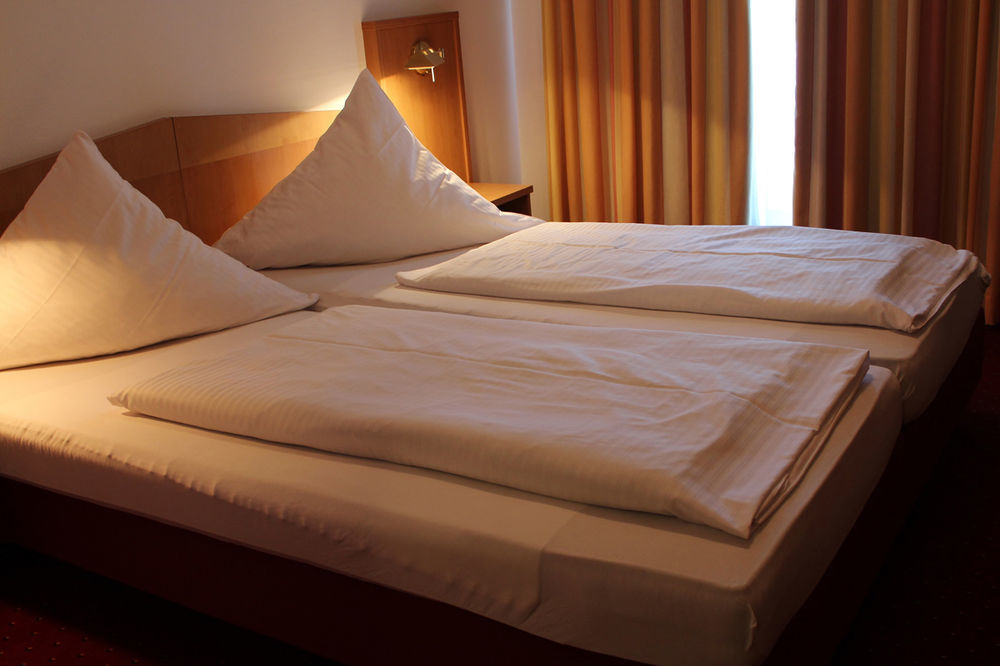 Hotel Seltenbacher Hof Тутлінген Екстер'єр фото