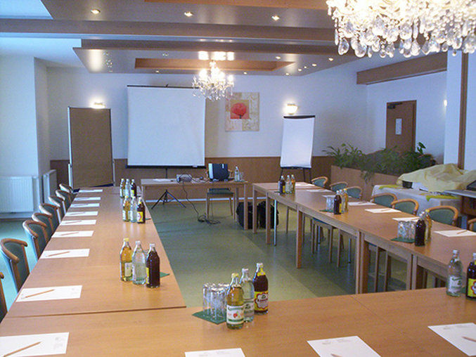 Hotel Seltenbacher Hof Тутлінген Бізнес фото